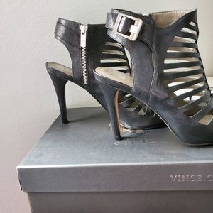 Black heels size 10